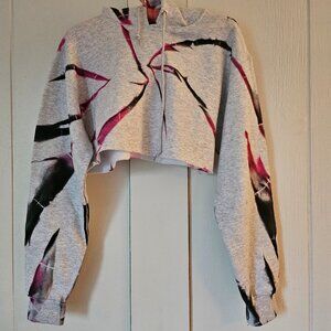 MYRRHE Cropped Hoodie
